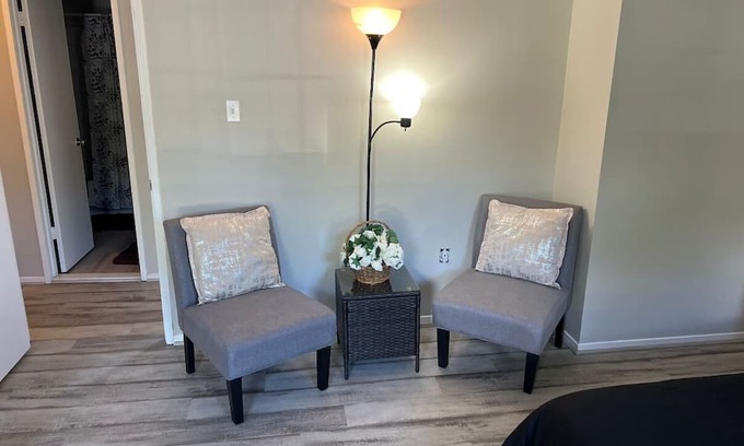 Germantown House | 3-bedroom townhome in delightful Germantown with AC