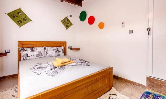 Agadir Apartment | Bluerina - Private Budget Room Air conditioning And Breakfast Included