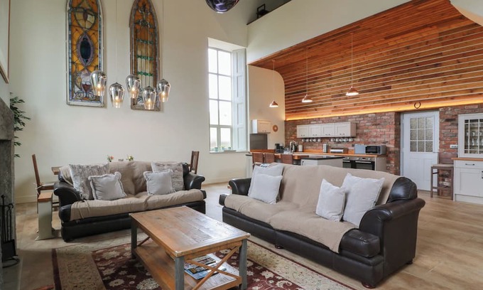 Norham Cottage | THE OLD CHAPEL, pet friendly, with open fire in Norham