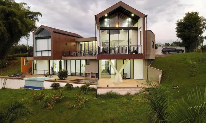 Filandia House | New Espectacular Chalet de lujo con vistas de lujo