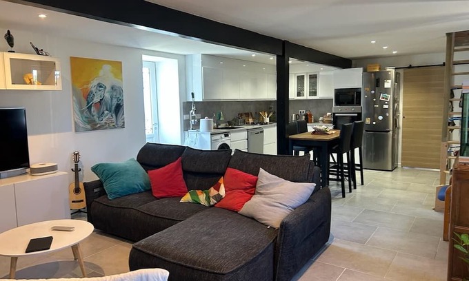 Louroux-de-Bouble House | Quiet family home with large garden