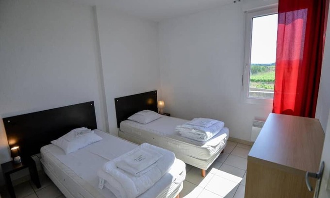 Azille Hotel | Family-Friendly Unit: Pool, Kitchenette, Scenic Surroundings Near Carcassonne