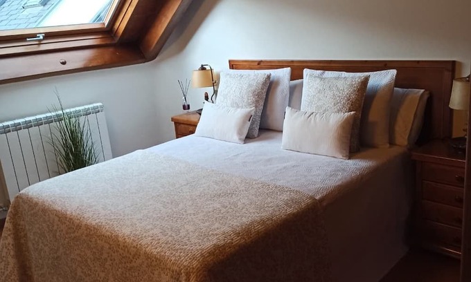 Buira Apartment | CAMBRA APARTAMENT, Dúplex acogedor en el coraón de El Pont de Suert