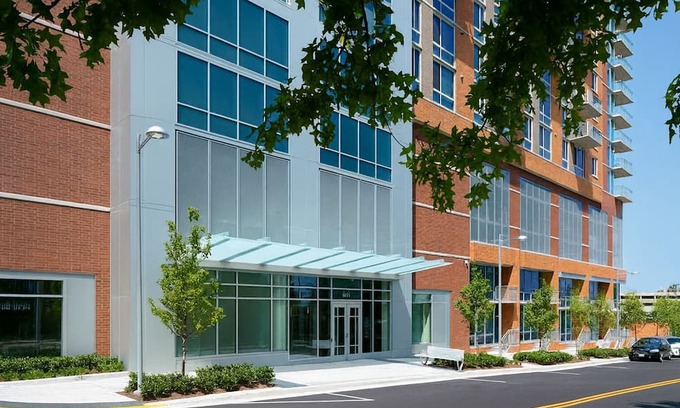McLean Apartment | Hala tysons