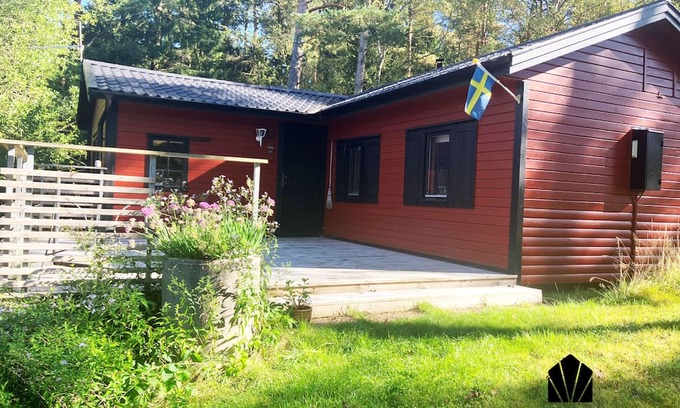 Laholm Municipality Ski Chalet | Peaceful cottage at the edge of the forest – near Laholm |SE02119