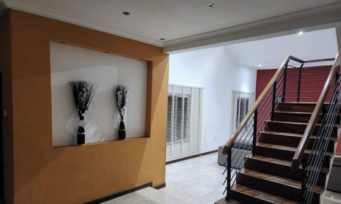 Nungua Apartment | Come relax with family/group in our 3 bedroom hse