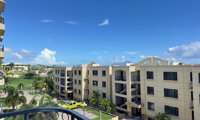 Challengers Resort | Charming 1-bedroom resort in lovely Trinity with AC