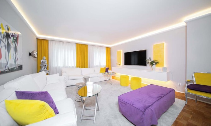 Pomona Apartment | Diamond Apartment | 105 SQM | Luxury | Balcony