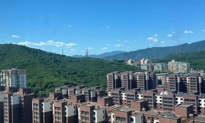 Shijingshan Apartment | 2-bedroom apartment with mountain view 8 minutes to the metro,most livable area