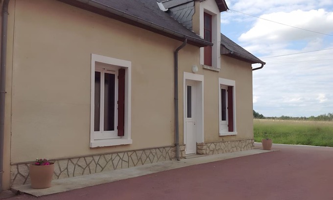 Couffy House | Holiday Home at the Friends' Meeting Place - 15 Minutes from Beauval Zoo