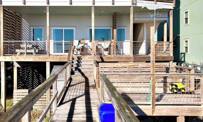 Carolina Beach House | Abundance in the Sand