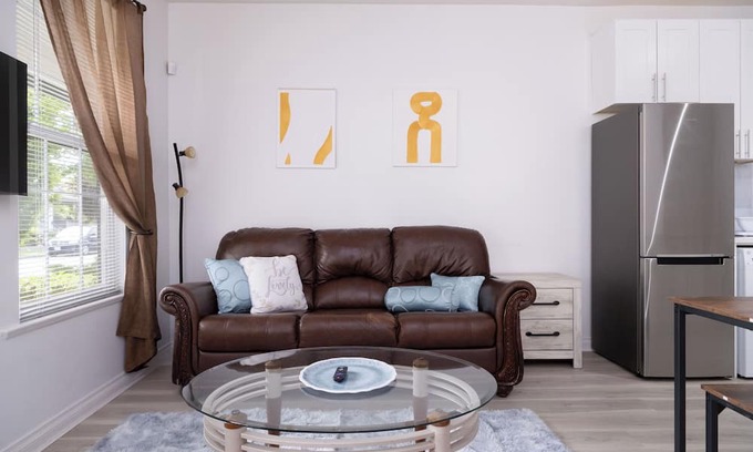 Surrey House | 3BR 2BA Surrey Home | Quiet & Convenient